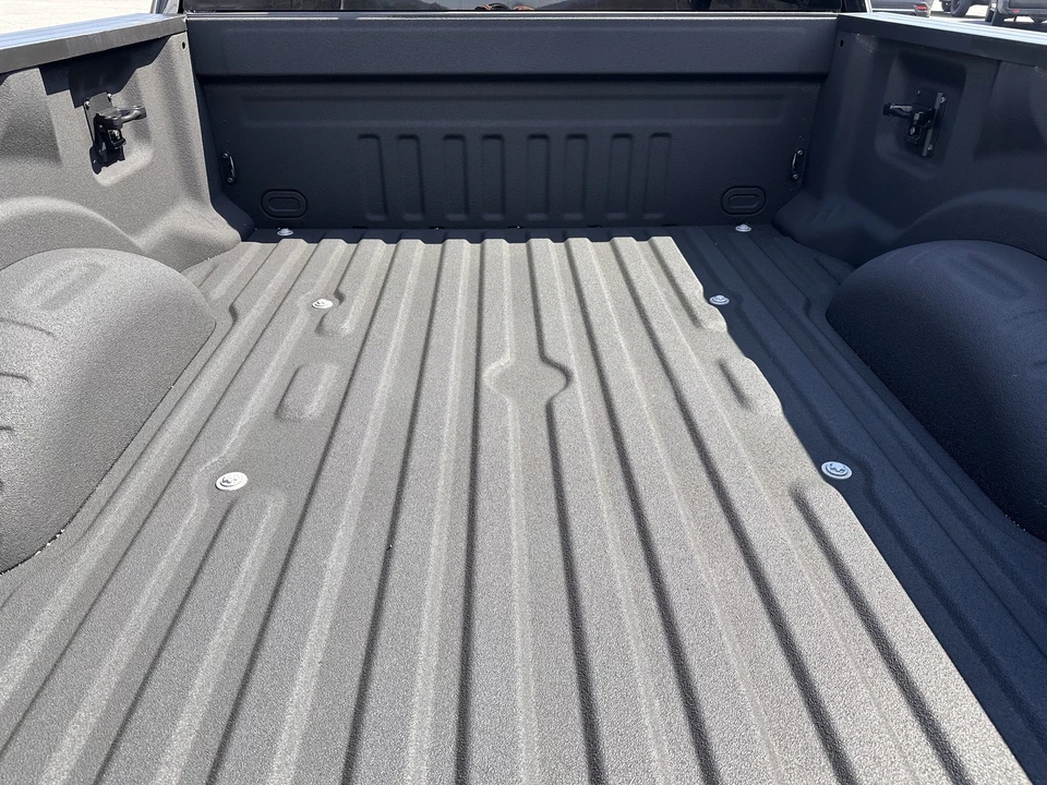 2023 Ford Super Duty 5th Gen - Image 9 of 31