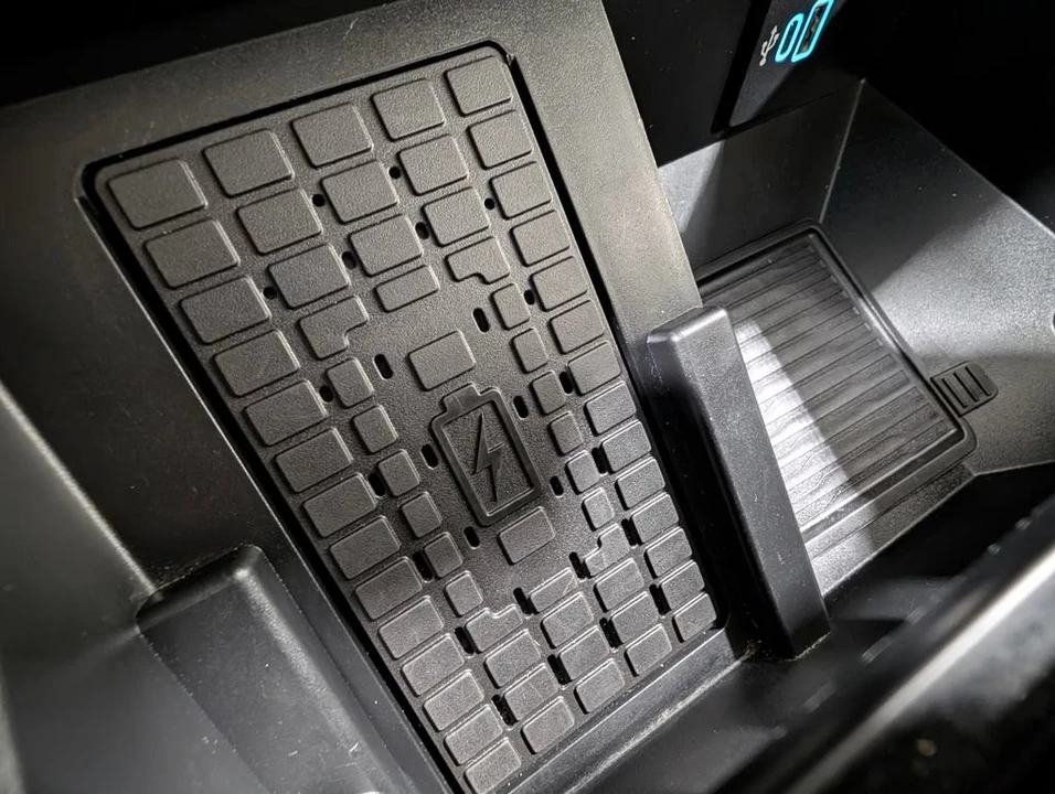 2023 Ford Super Duty 5th Gen - Image 10 of 31