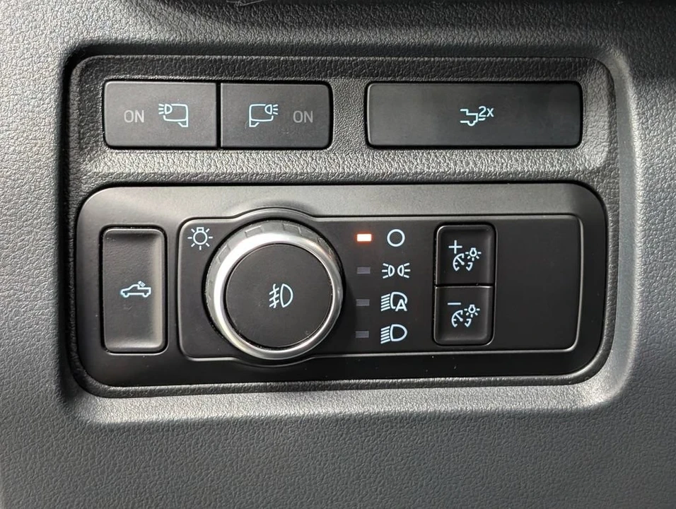 2023 Ford Super Duty 5th Gen - Image 14 of 31