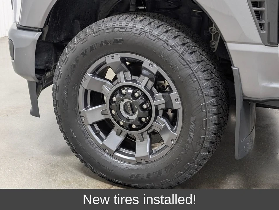 2023 Ford Super Duty 5th Gen - Image 2 of 31