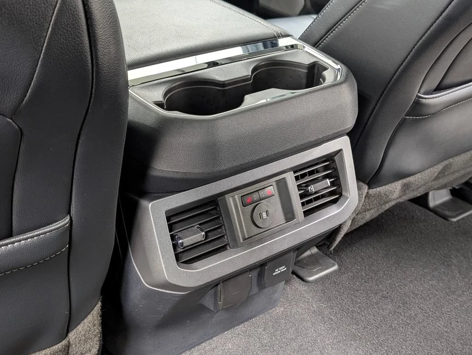 2023 Ford Super Duty 5th Gen - Image 21 of 31