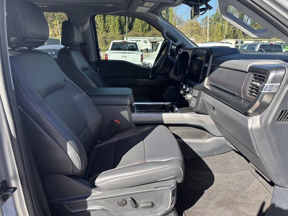 2023 Ford Super Duty 5th Gen - Image 15 of 31