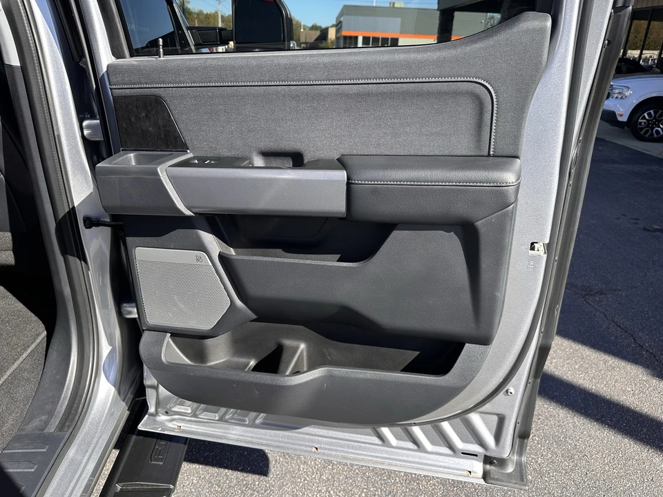 2023 Ford Super Duty 5th Gen - Image 16 of 21