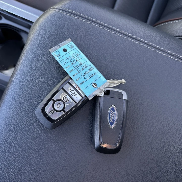 2023 Ford Super Duty 5th Gen - Image 29 of 31