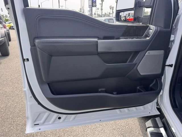 2023 Ford Super Duty 5th Gen - Image 15 of 21