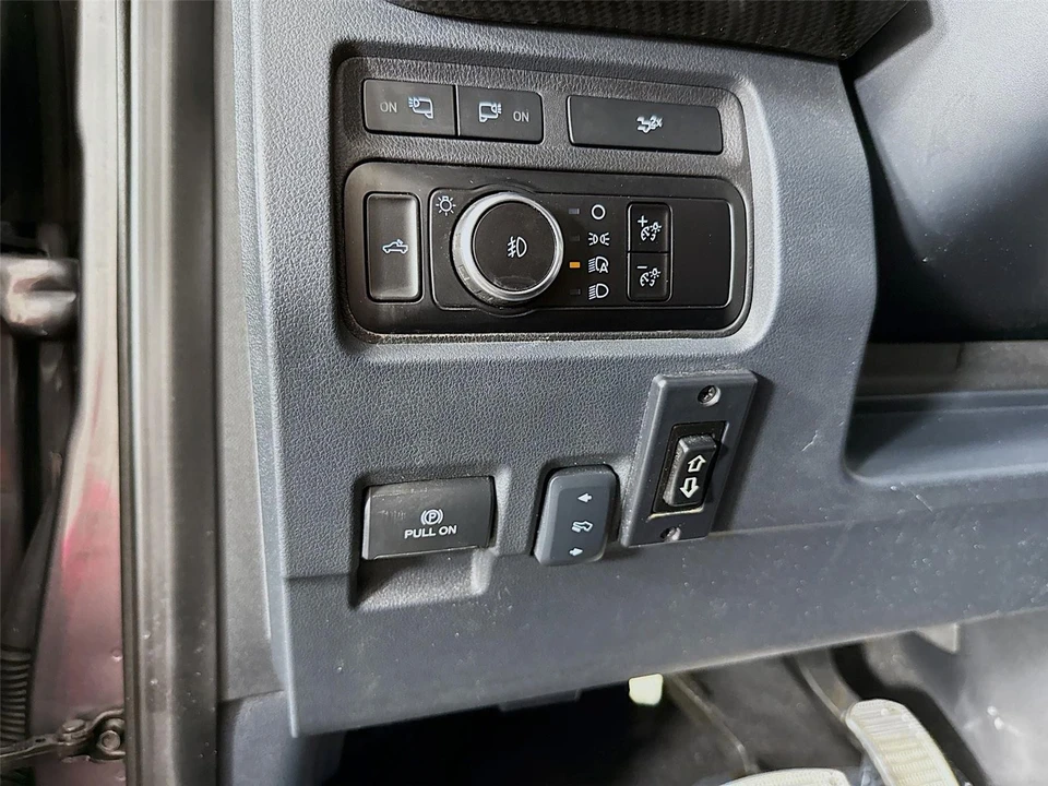 2023 Ford Super Duty 5th Gen - Image 7 of 31