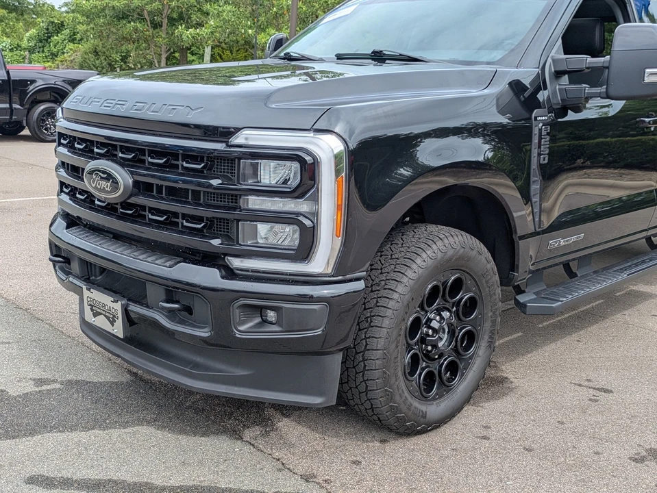 2023 Ford Super Duty 5th Gen - Image 10 of 31