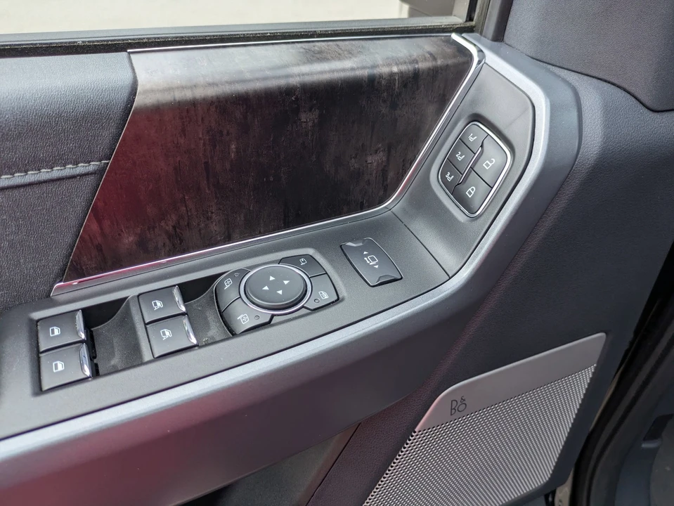 2023 Ford Super Duty 5th Gen - Image 17 of 31