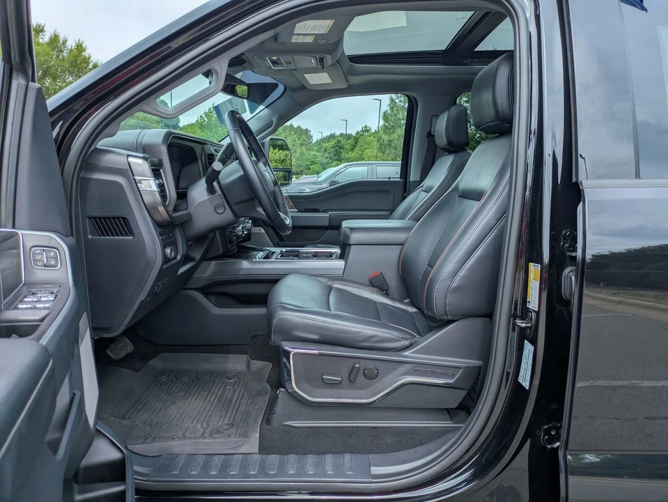 2023 Ford Super Duty 5th Gen - Image 13 of 31
