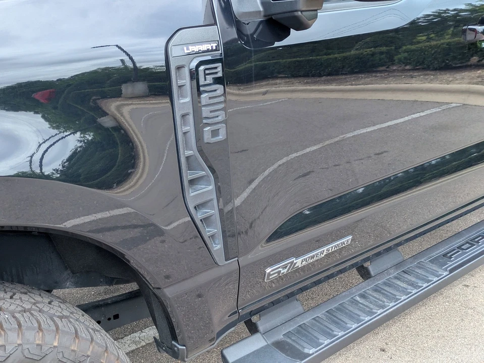 2023 Ford Super Duty 5th Gen - Image 12 of 31
