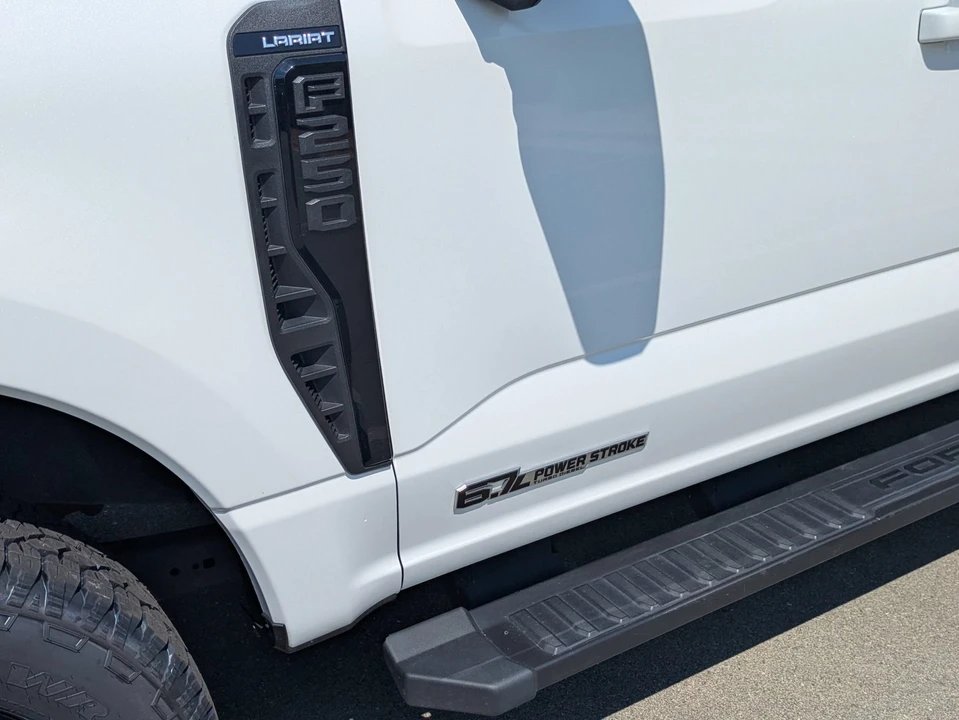 2023 Ford Super Duty 5th Gen - Image 12 of 31
