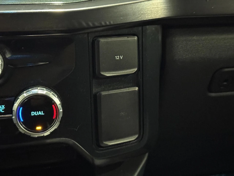 2023 Ford Super Duty 5th Gen - Image 28 of 31