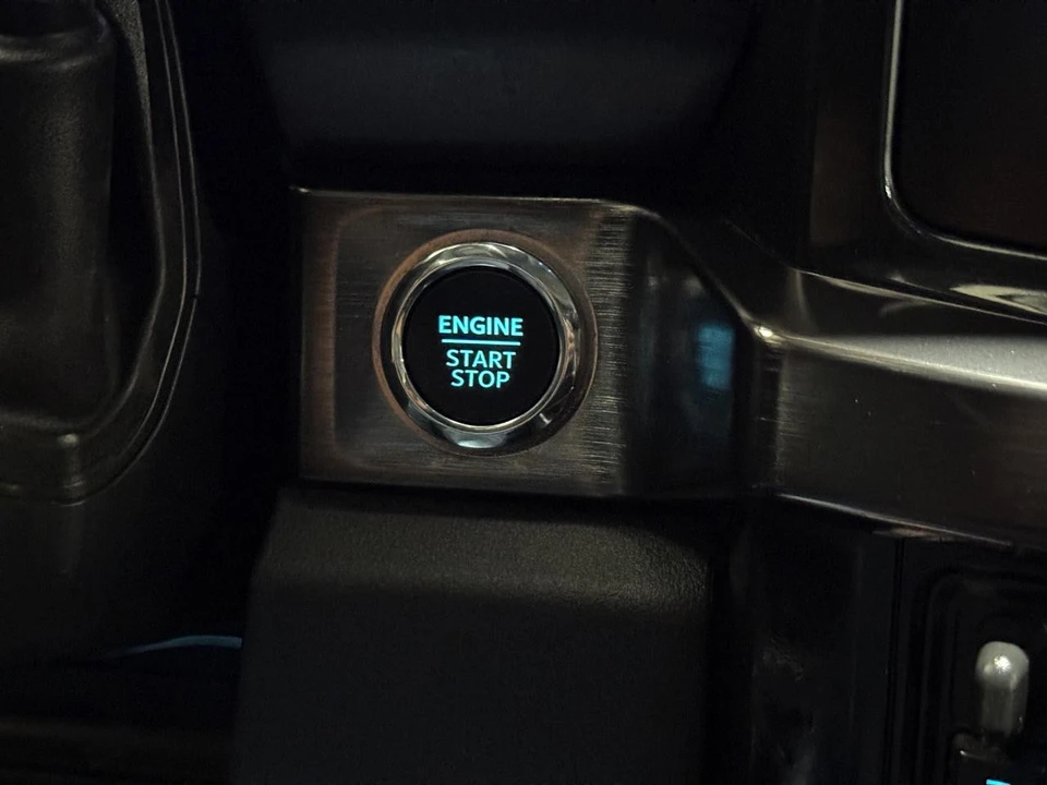 2023 Ford Super Duty 5th Gen - Image 26 of 31