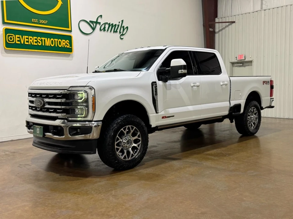 2023 Ford Super Duty 5th Gen - Image 3 of 31
