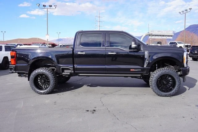 2023 Ford Super Duty 5th Gen - Image 16 of 31