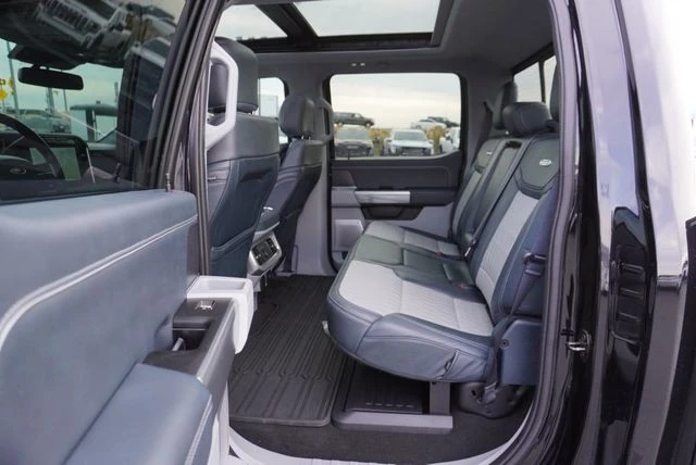 2023 Ford Super Duty 5th Gen - Image 28 of 31