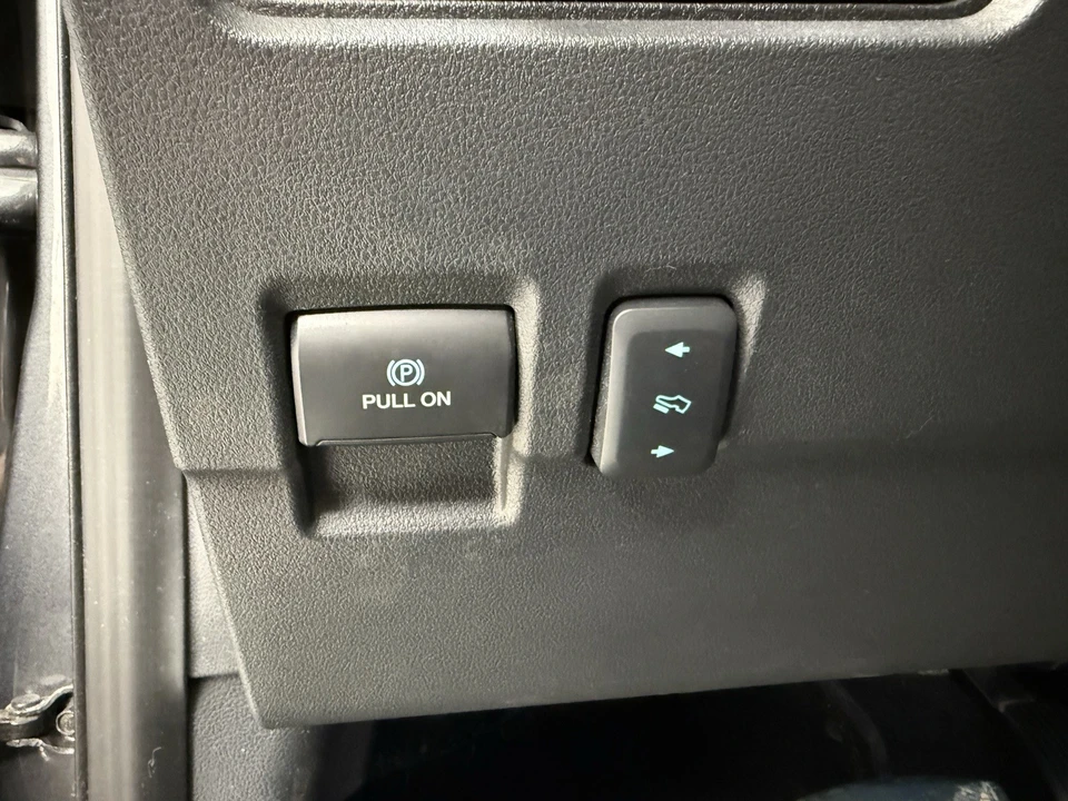 2023 Ford Super Duty 5th Gen - Image 17 of 21