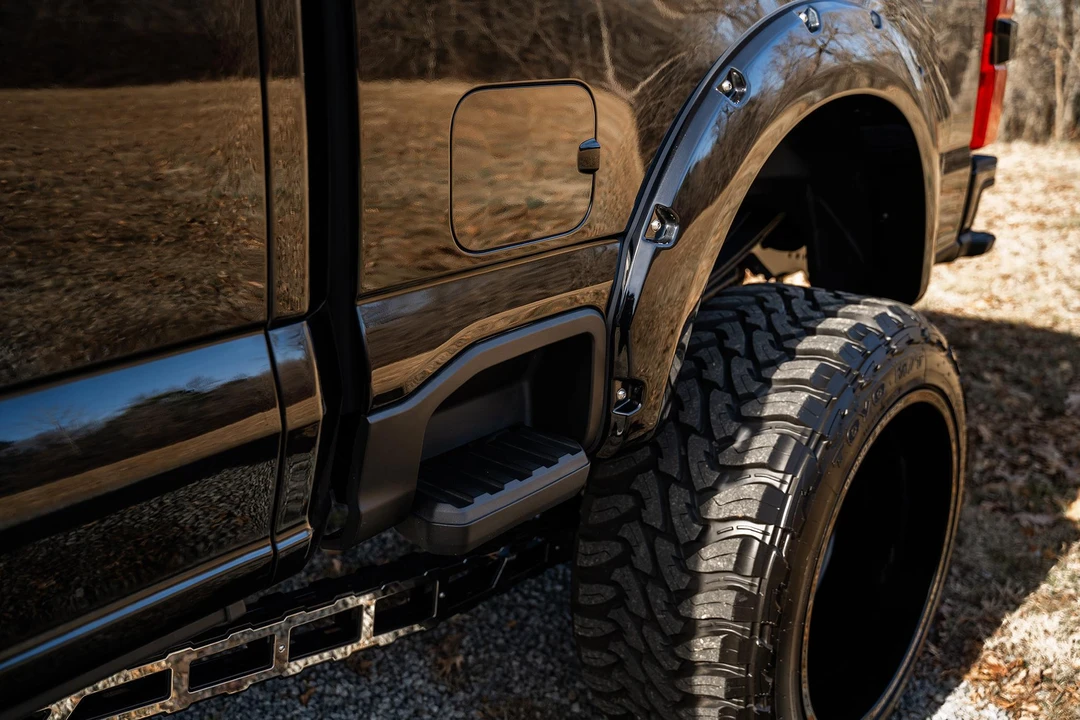 2023 Ford Super Duty 5th Gen - Image 17 of 31