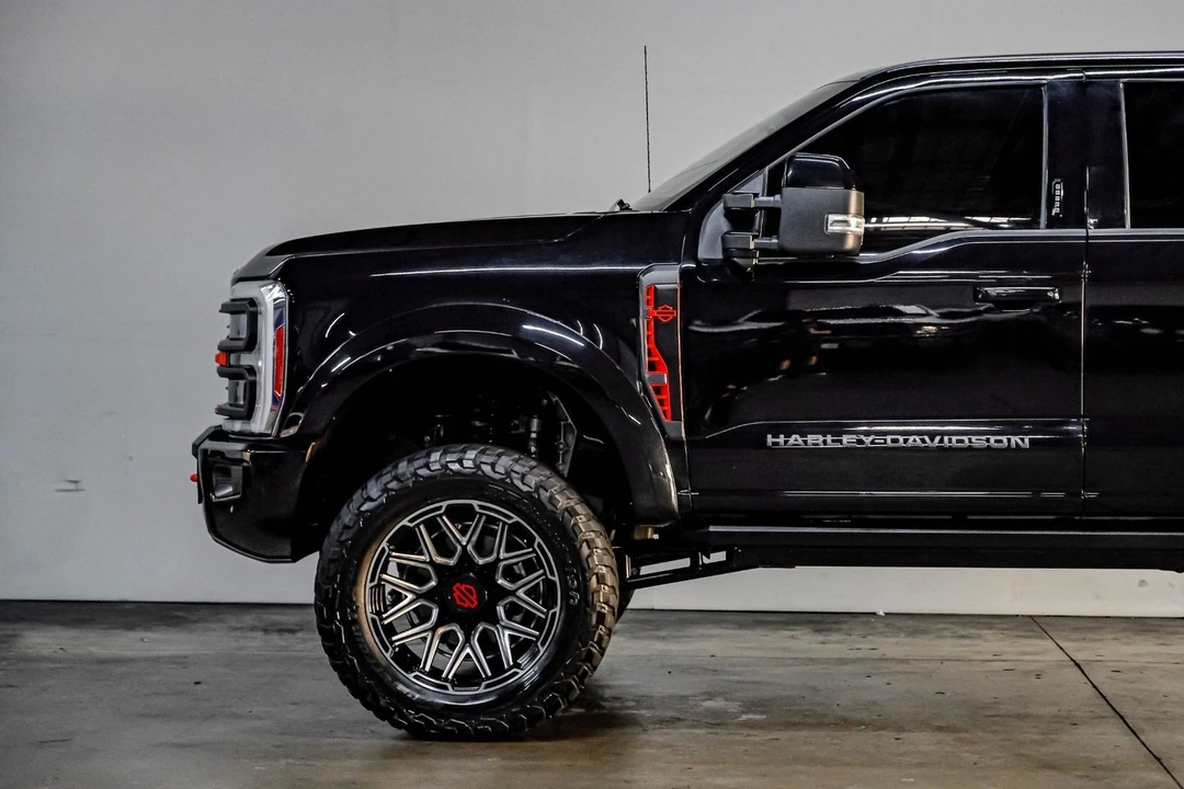 2023 Ford Super Duty 5th Gen - Image 19 of 21