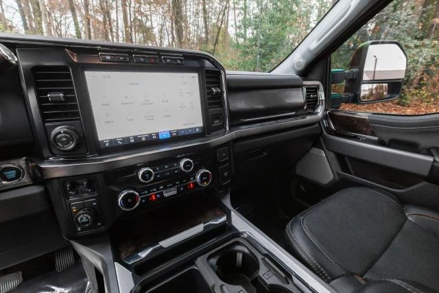 2023 Ford Super Duty 5th Gen - Image 18 of 21