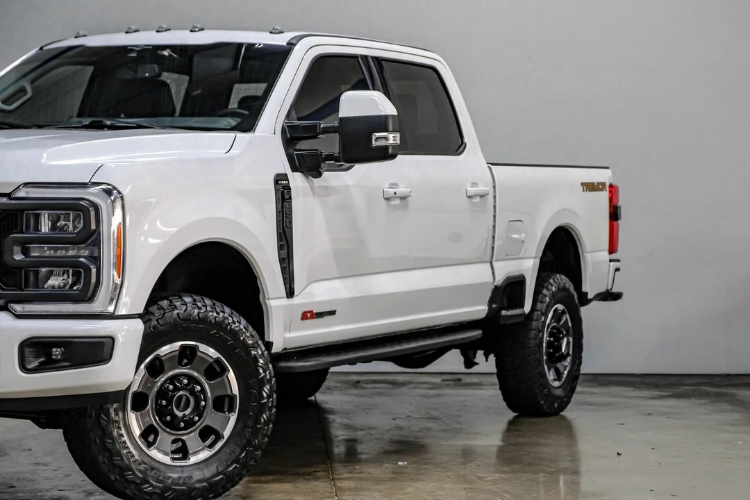 2023 Ford Super Duty 5th Gen - Image 10 of 21