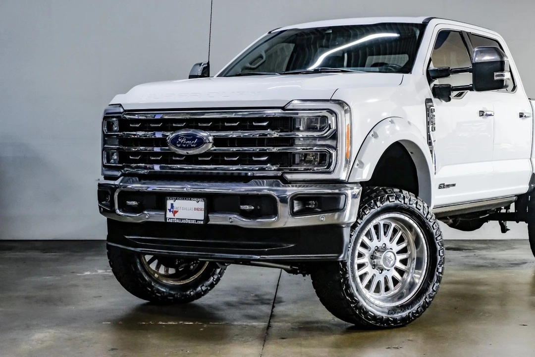 2023 Ford Super Duty 5th Gen - Image 9 of 12