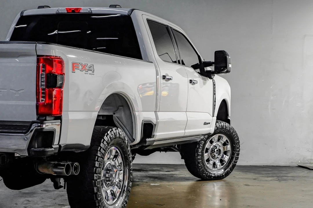 2023 Ford Super Duty 5th Gen - Image 14 of 21