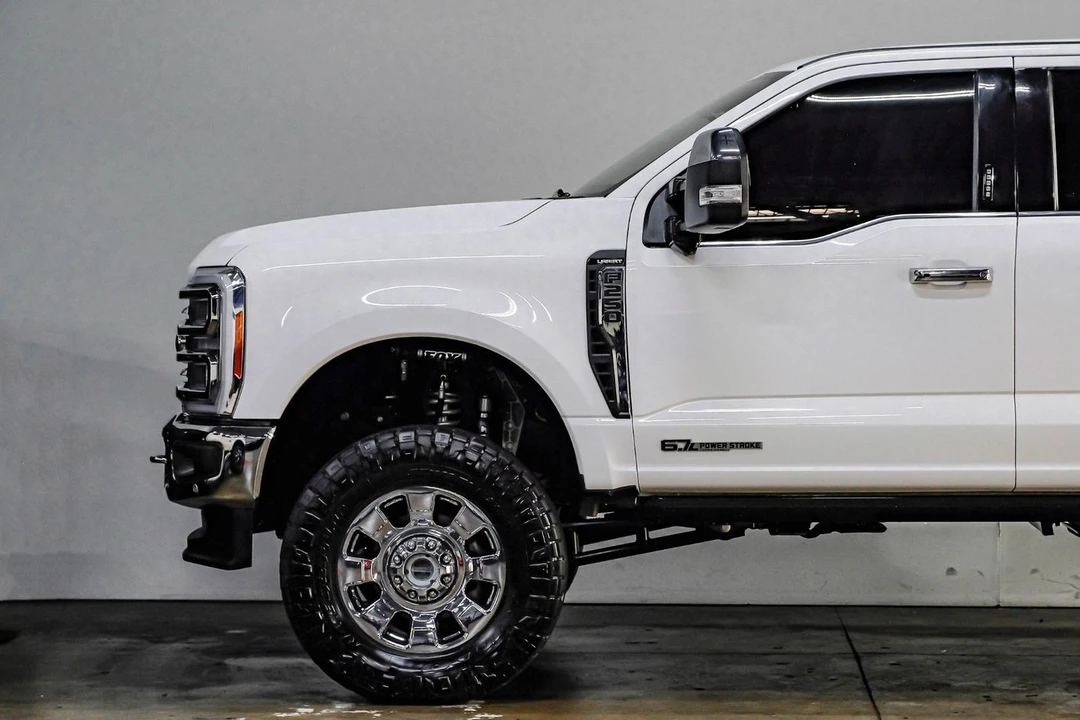 2023 Ford Super Duty 5th Gen - Image 18 of 21