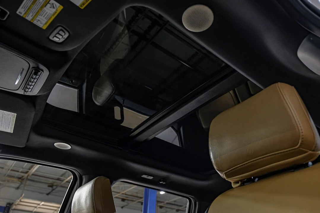 2023 Ford Super Duty 5th Gen - Image 5 of 12