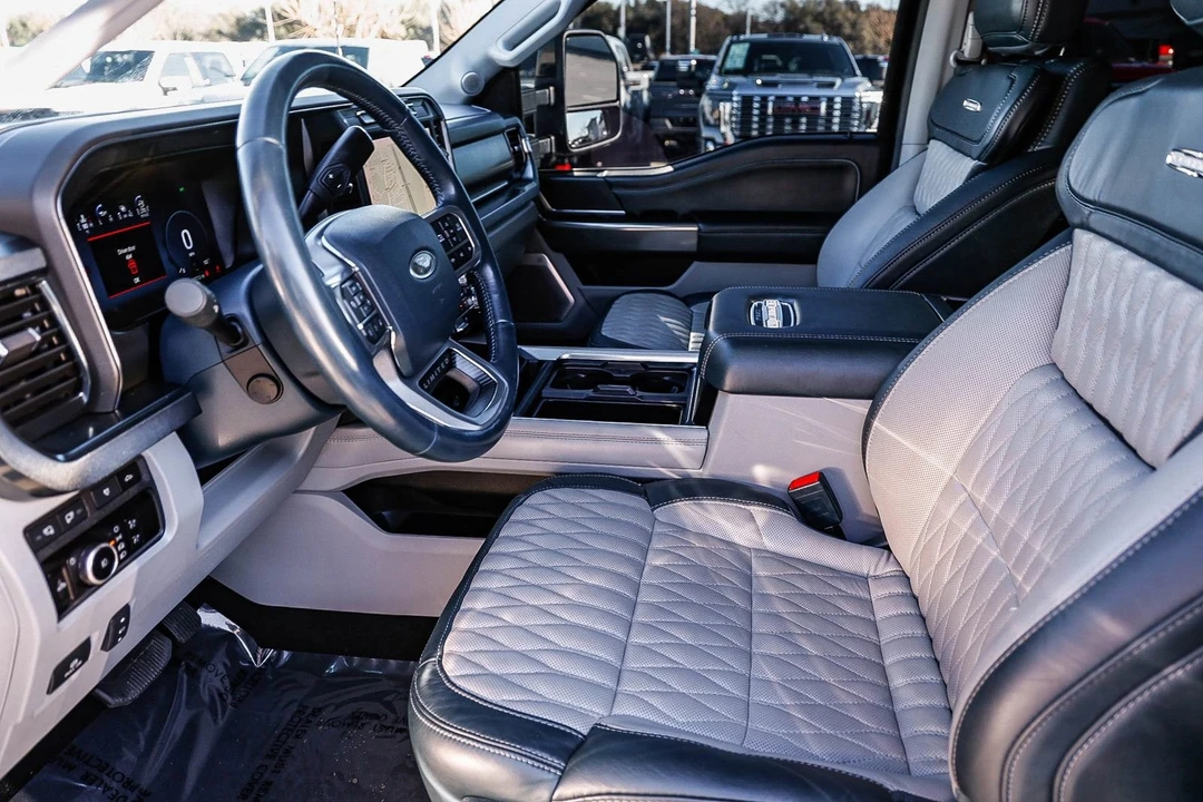 2023 Ford Super Duty 5th Gen - Image 19 of 21