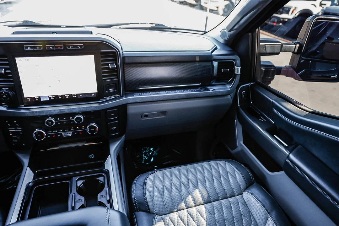 2023 Ford Super Duty 5th Gen - Image 15 of 21