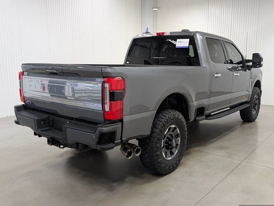 2023 Ford Super Duty 5th Gen - Image 25 of 31