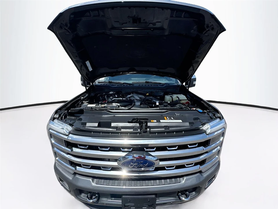 2023 Ford Super Duty 5th Gen - Image 28 of 31