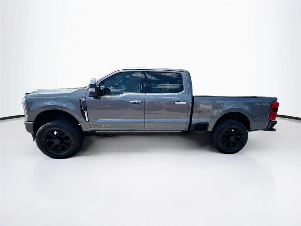 2023 Ford Super Duty 5th Gen - Image 29 of 31