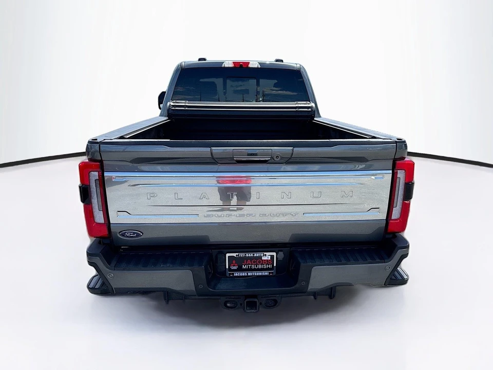 2023 Ford Super Duty 5th Gen - Image 27 of 31