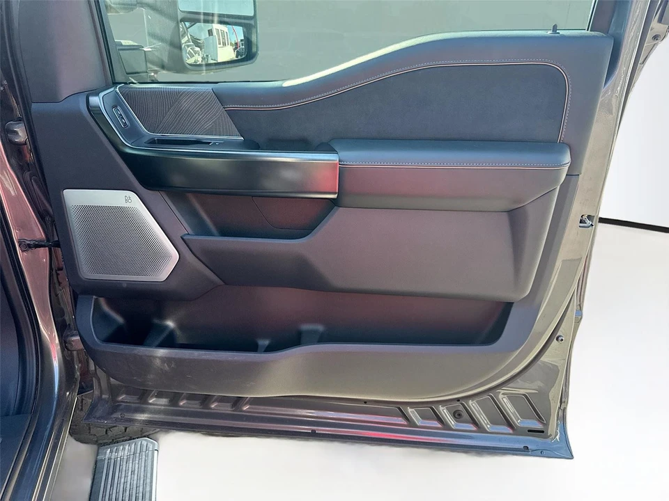 2023 Ford Super Duty 5th Gen - Image 14 of 16