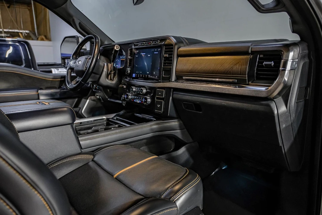 2023 Ford Super Duty 5th Gen - Image 19 of 31