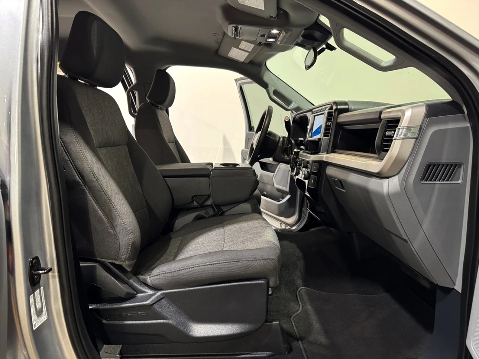 2023 Ford Super Duty 5th Gen - Image 16 of 21