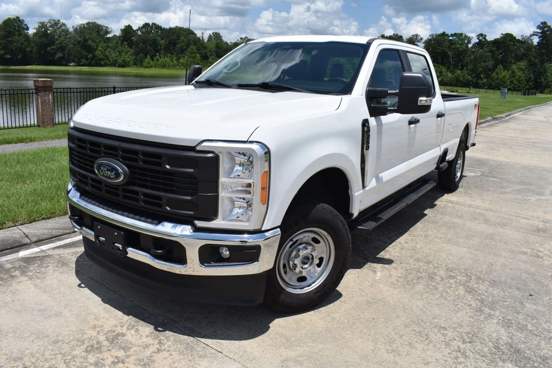 2023 Ford Super Duty 5th Gen - Image 2 of 22