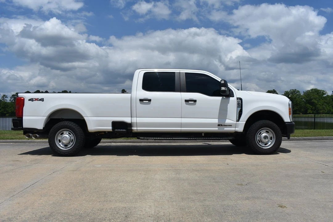 2023 Ford Super Duty 5th Gen - Image 3 of 20