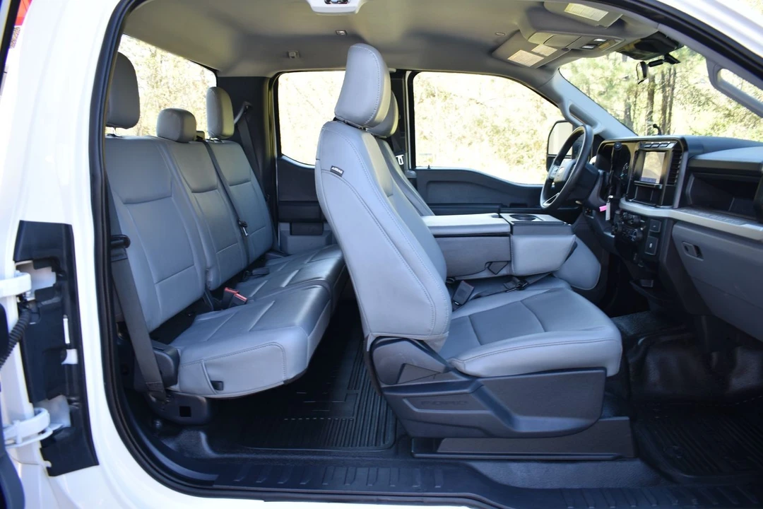 2023 Ford Super Duty 5th Gen - Image 15 of 22
