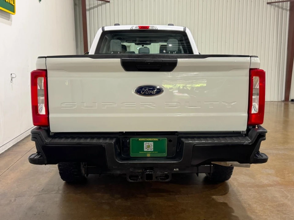 2023 Ford Super Duty 5th Gen - Image 7 of 31