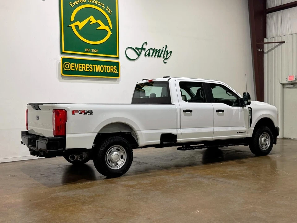 2023 Ford Super Duty 5th Gen - Image 8 of 31
