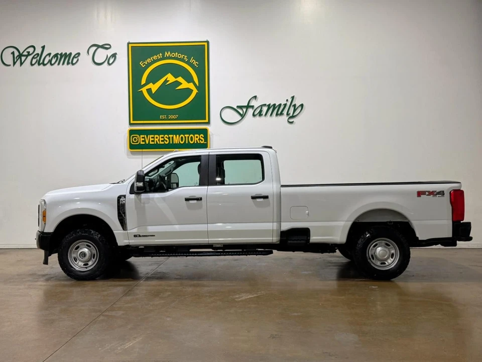 2023 Ford Super Duty 5th Gen - Image 5 of 31