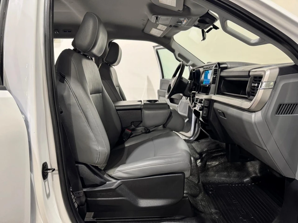 2023 Ford Super Duty 5th Gen - Image 15 of 31