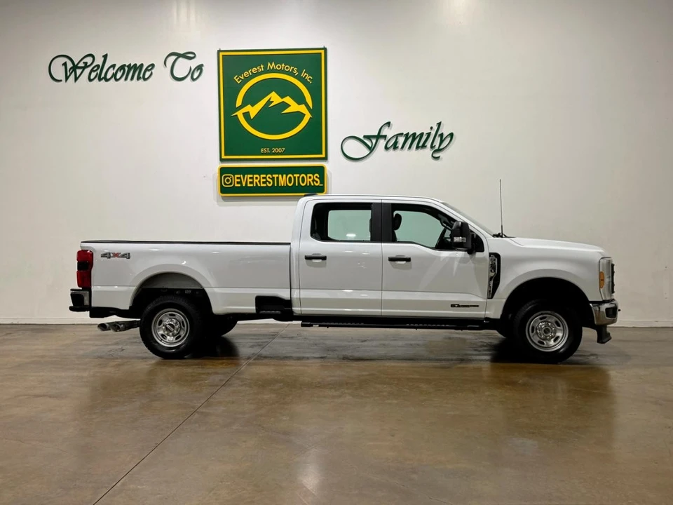 2023 Ford Super Duty 5th Gen - Image 9 of 31