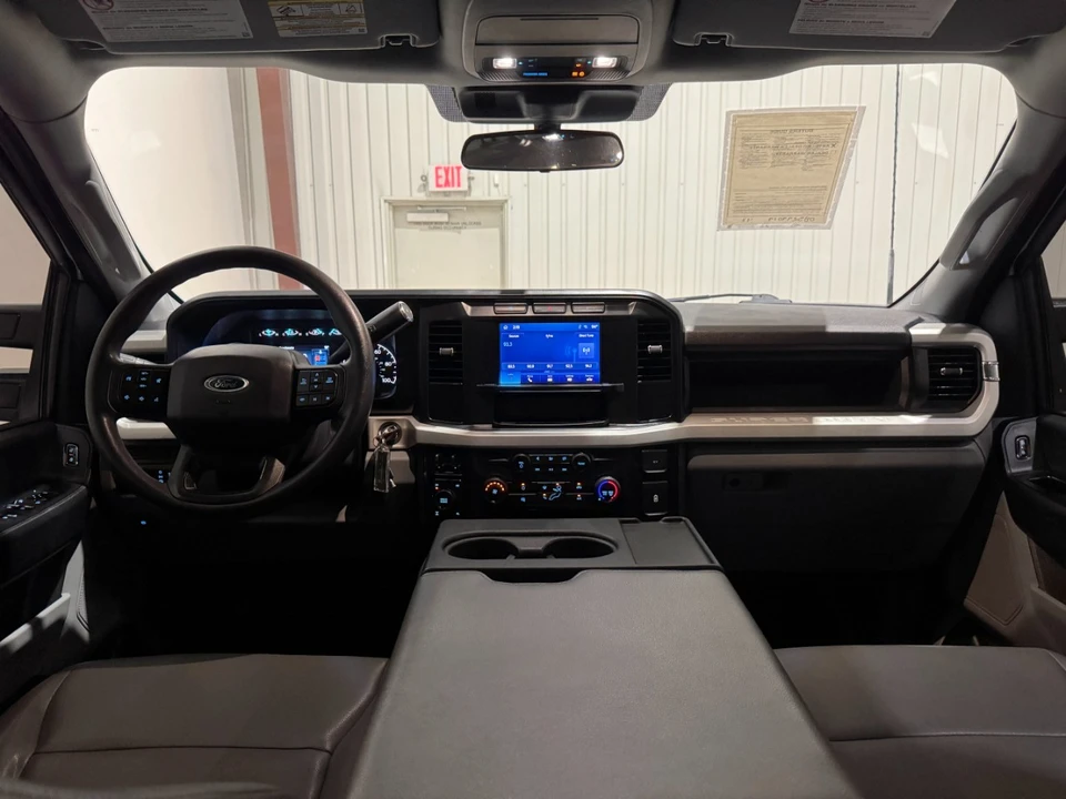 2023 Ford Super Duty 5th Gen - Image 15 of 21