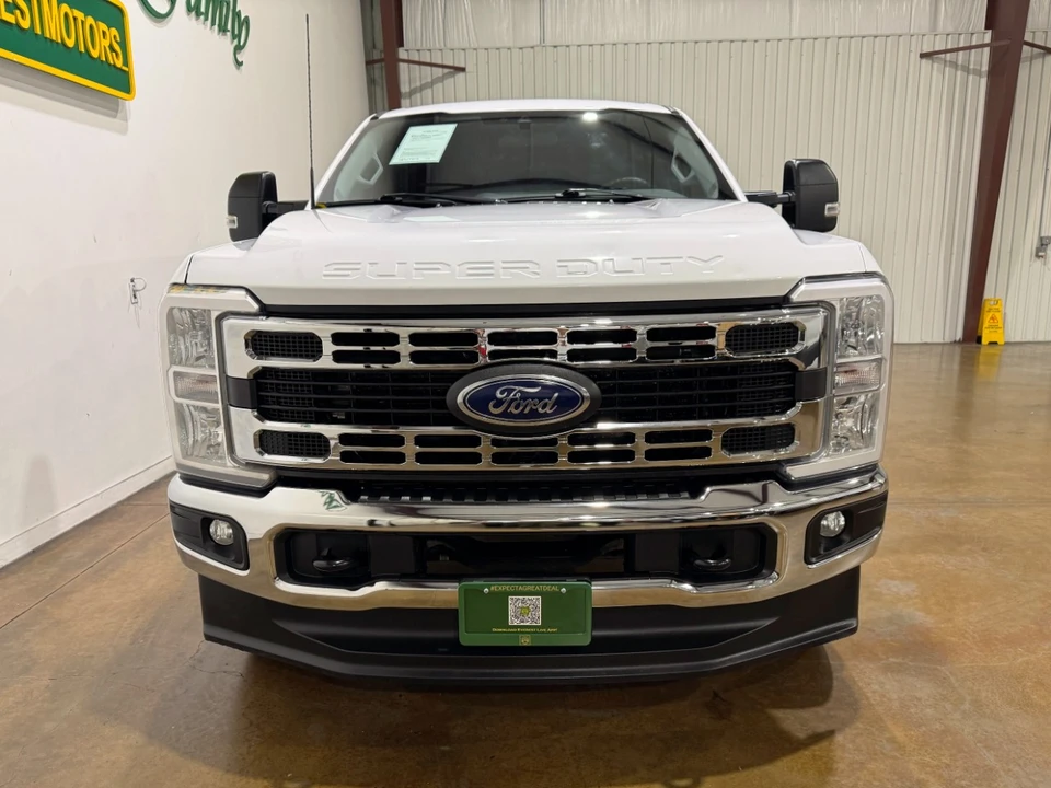 2023 Ford Super Duty 5th Gen - Image 2 of 12