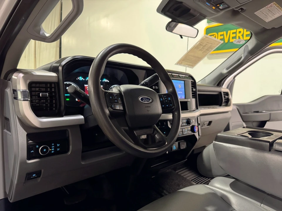 2023 Ford Super Duty 5th Gen - Image 10 of 12