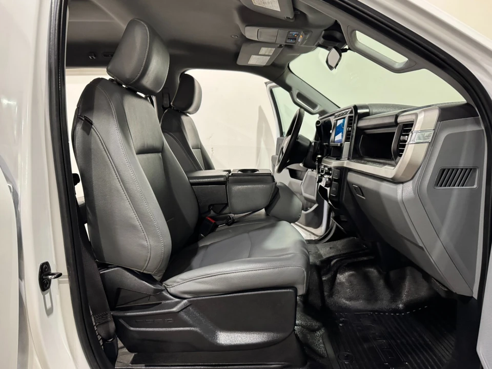2023 Ford Super Duty 5th Gen - Image 15 of 21